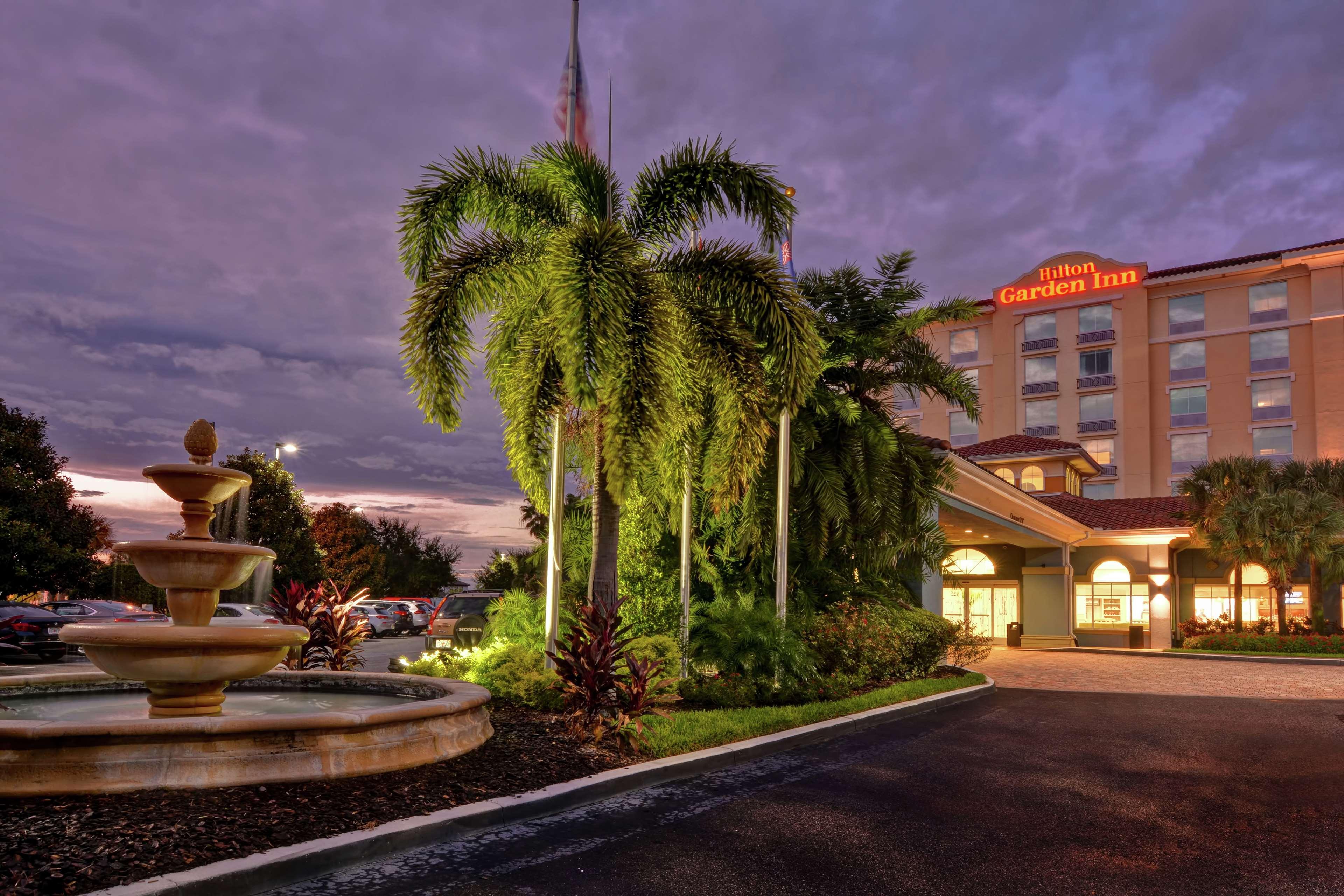 Hilton Garden Inn Orlando Lake Buena Vista Exterior foto